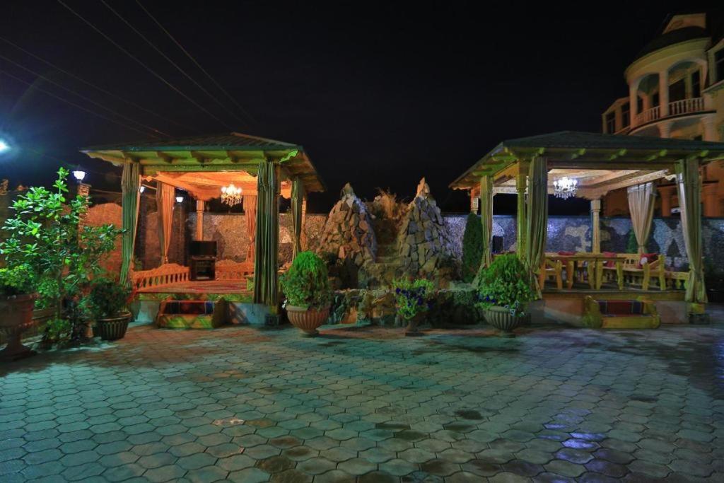 Almos Otel Duşanbe Dış mekan fotoğraf