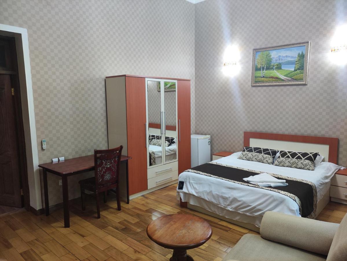 Almos Otel Duşanbe Dış mekan fotoğraf